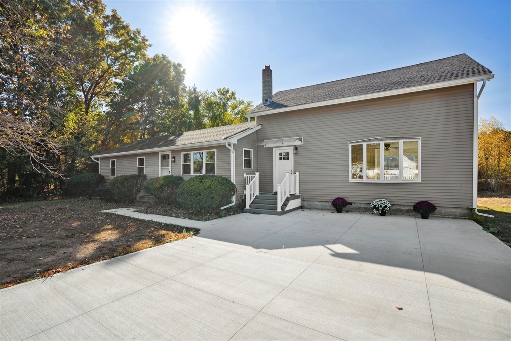 154 County Road Southampton, MA 01073 - Photo 3 of 42 a house view with a outdoor space