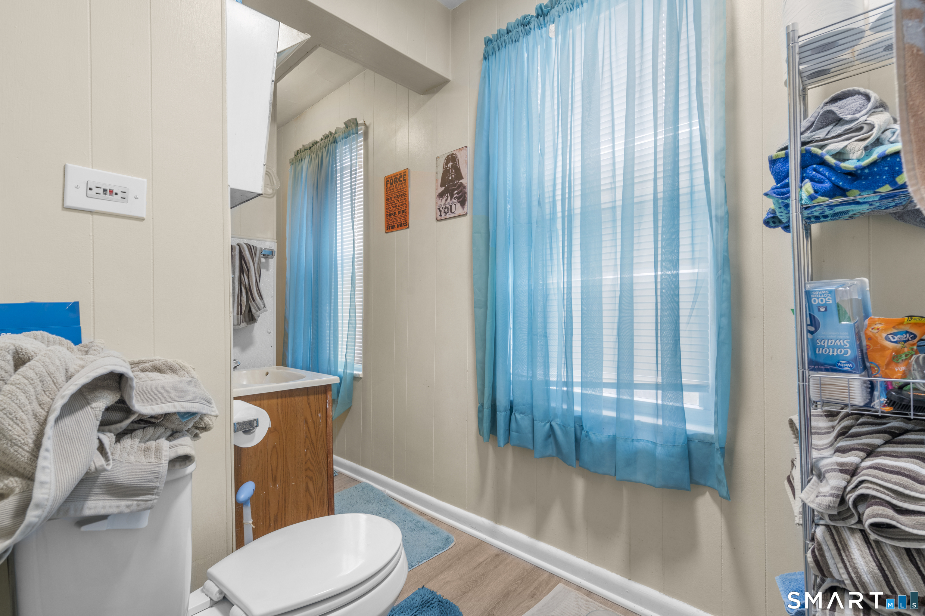 97 Pleasant Street Enfield, CT 06082 - Photo 9 of 18