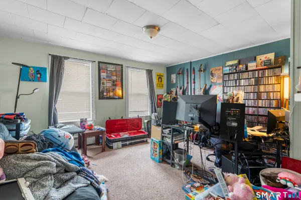 $500,000 | 97 Pleasant Street, Enfield, CT 06082