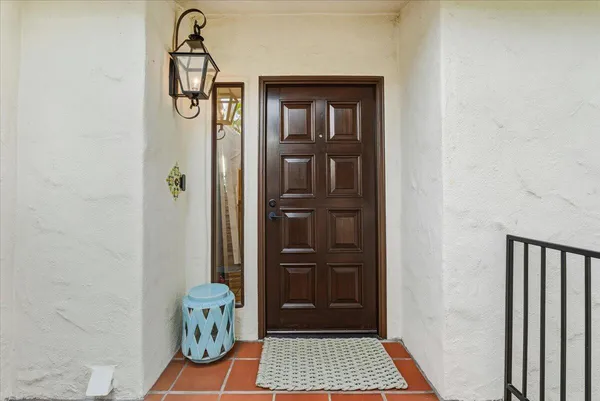 $2,349,000 | 1217 North Salsipuedes Street, Unit B, Santa Barbara, CA 93103