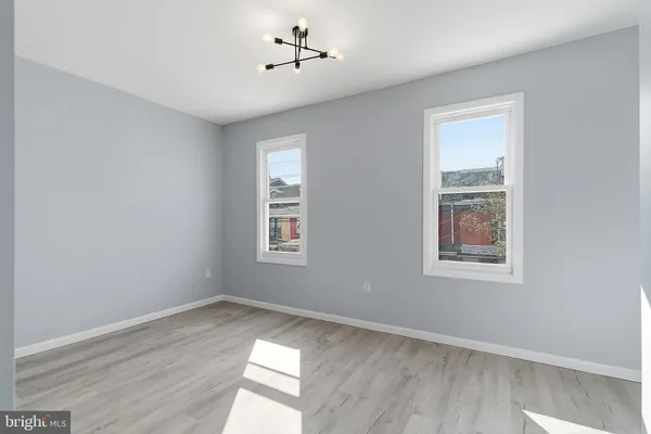 $349,900 | 217 West Union Street, Burlington, NJ 08016