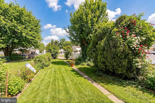 $349,900 | 217 West Union Street, Burlington, NJ 08016