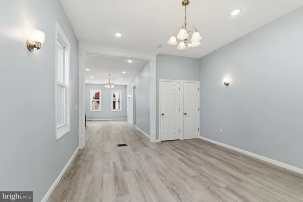 $349,900 | 217 West Union Street, Burlington, NJ 08016