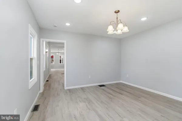 $349,900 | 217 West Union Street, Burlington, NJ 08016