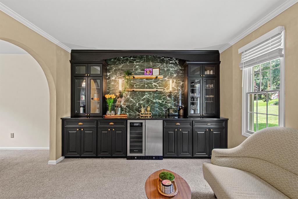 2321 Cramden Road Pittsburgh, PA 15241 - Photo 4 of 32 Gallery Image 4