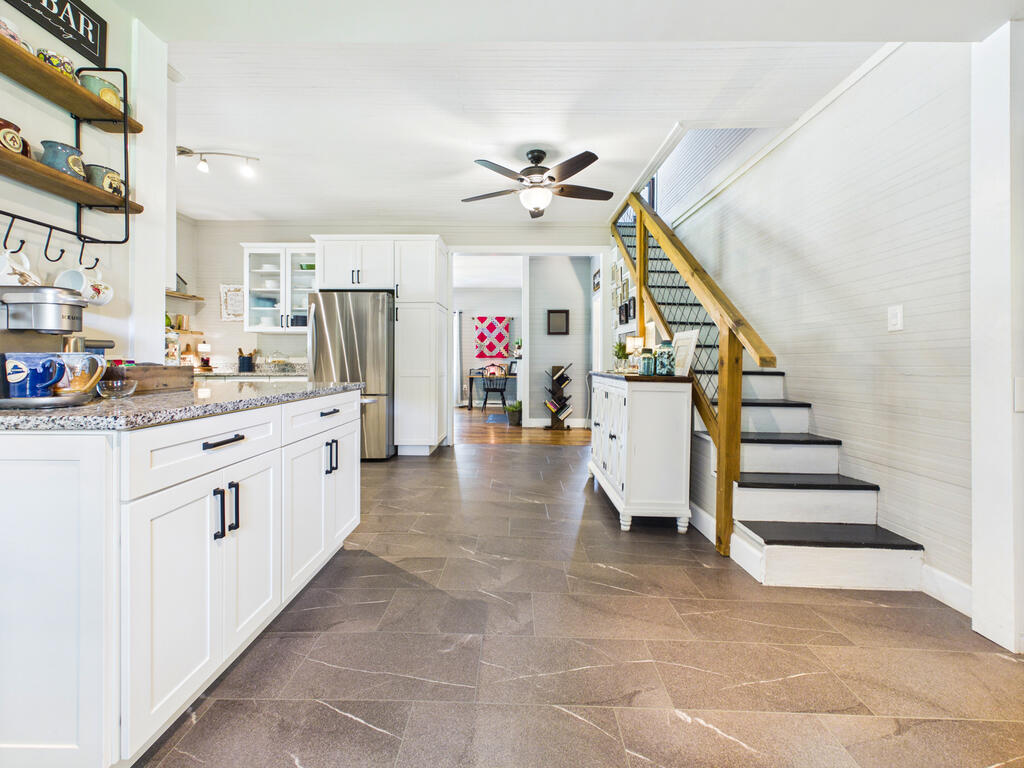 1038 Jarrett Road Hayesville, NC 28904 - Photo 18 of 61 Gallery Image 18