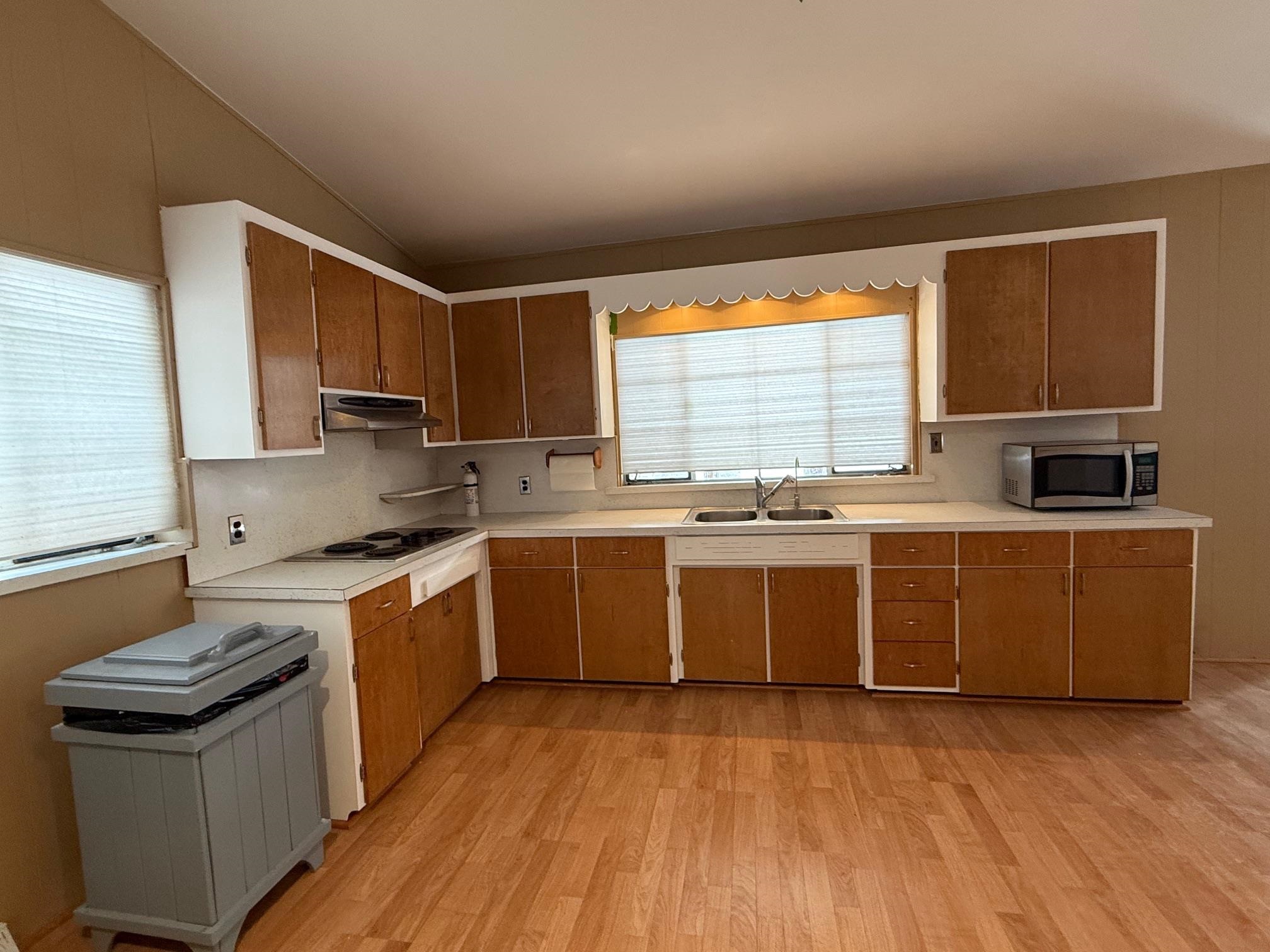 3738 Pineland Point Gladwin, MI 48624 - Photo 8 of 50
