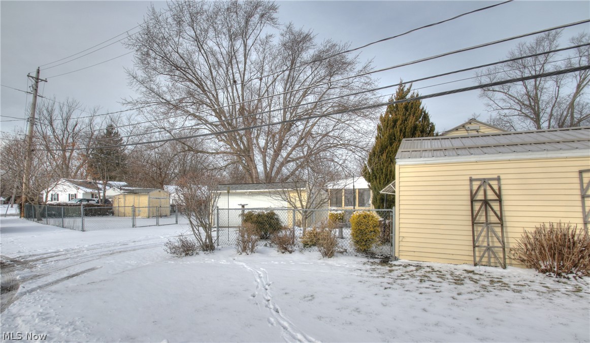 1896 Perth Road Madison, OH 44057 - Photo 6 of 28