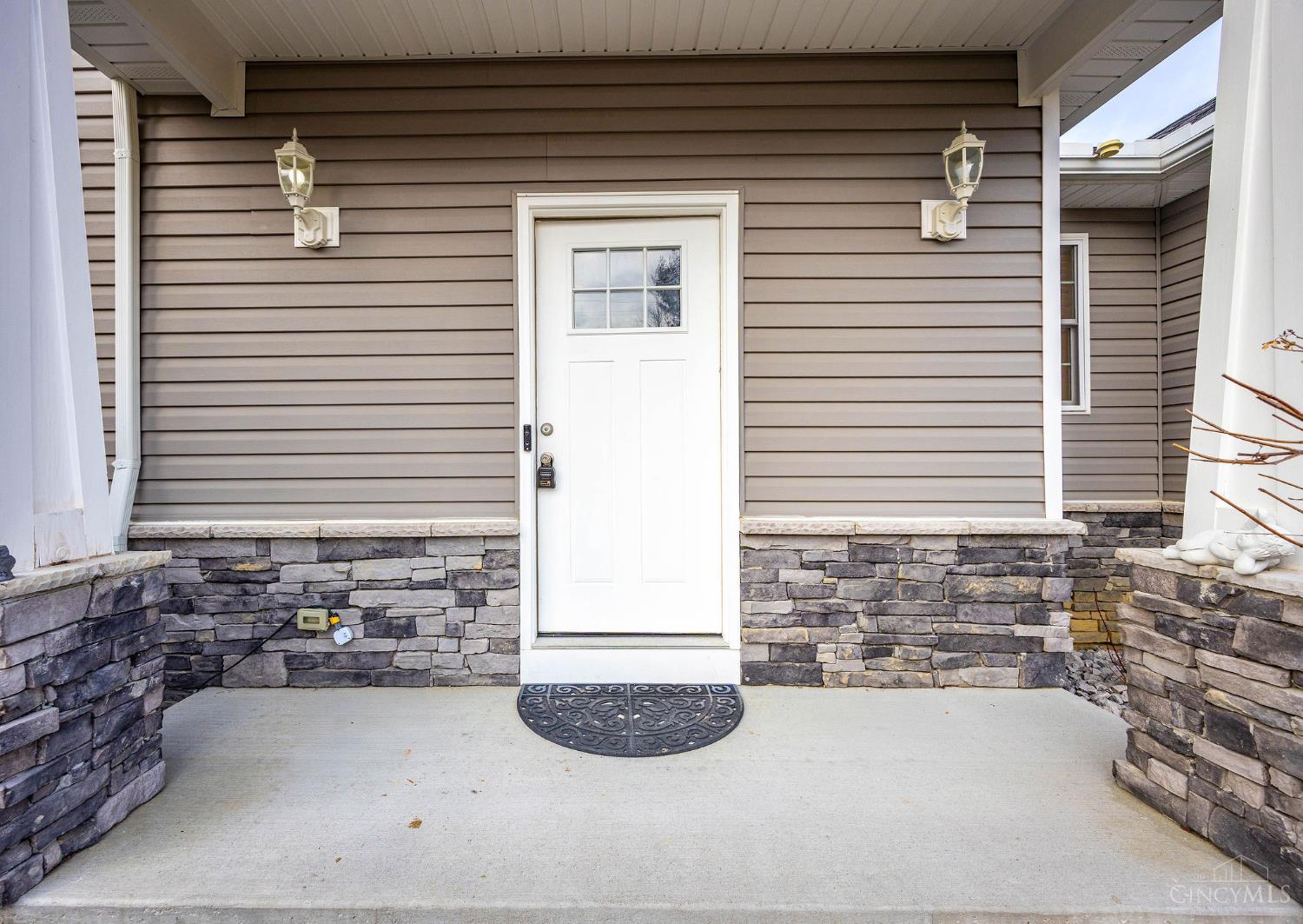 1227 Morman Road Hamilton, OH 45013 - Photo 2 of 71