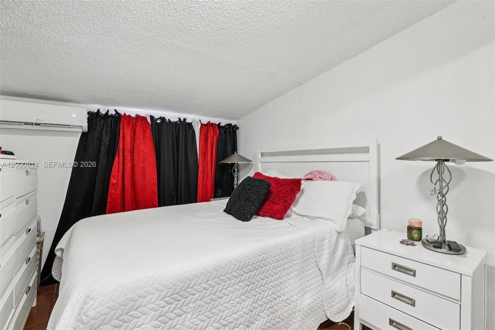 1900 Southwest 87th Court Miami, FL 33165 - Photo 33 of 44