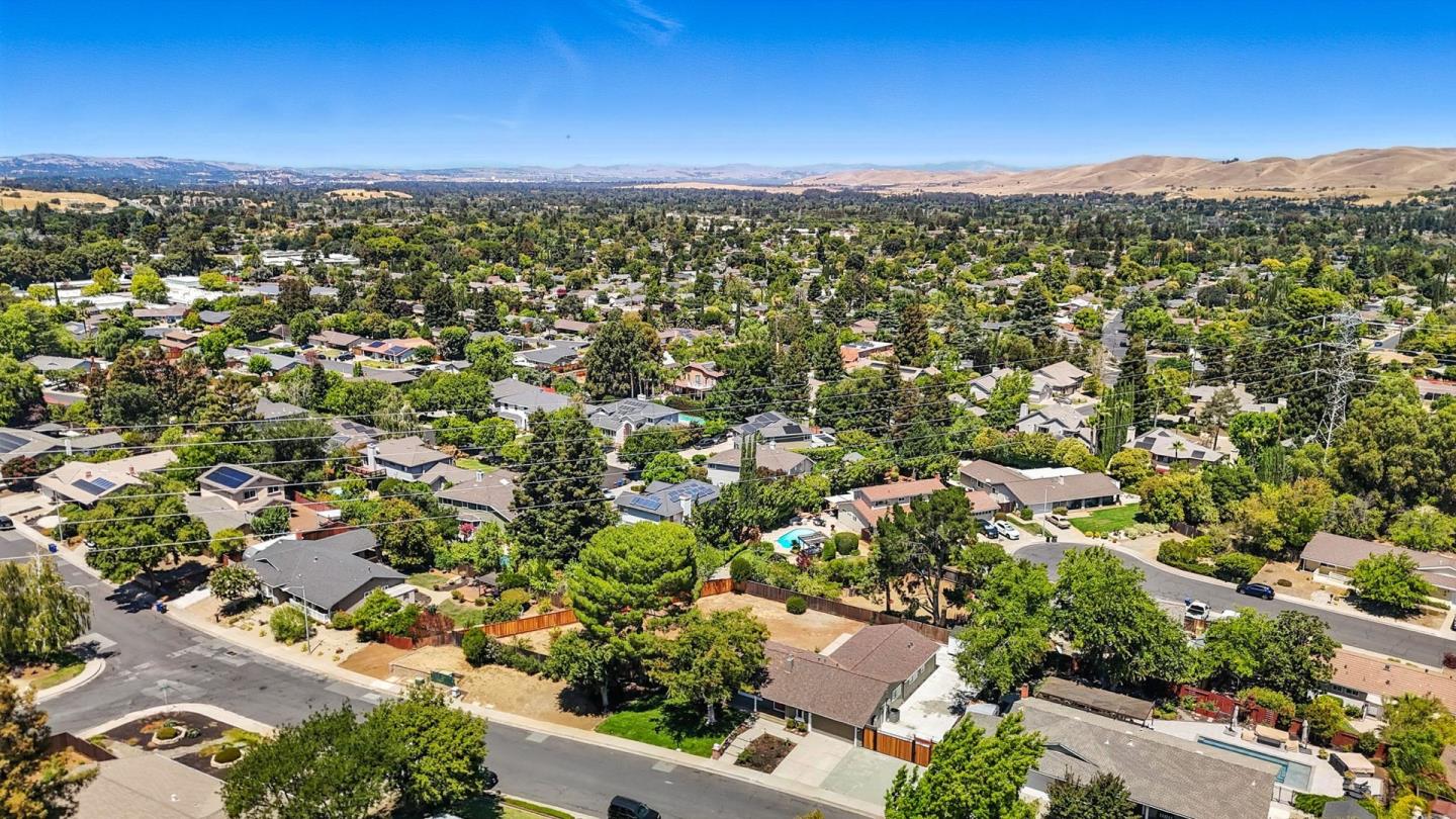 5701 Lewis Way Concord, CA 94521 - Photo 45 of 54 a view of a city