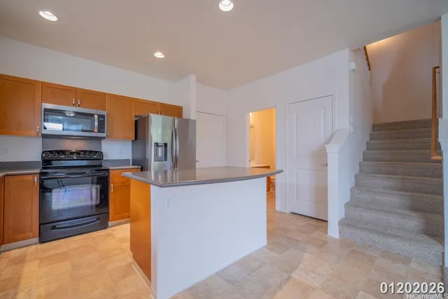 $3,900 | 414 Malamalama Street, Kapolei, HI 96707