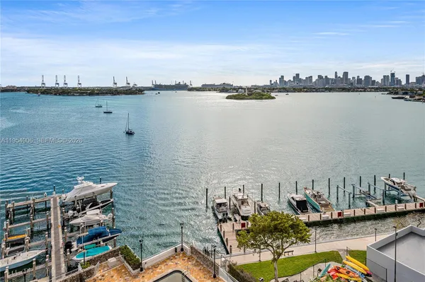 $5,300 | 11 Island Avenue, Unit 1105, Miami Beach, FL 33139