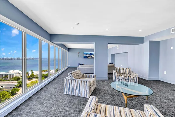 $5,300 | 11 Island Avenue, Unit 1105, Miami Beach, FL 33139