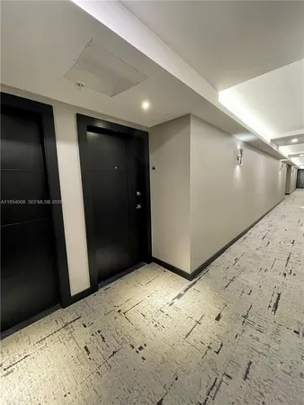 $5,300 | 11 Island Avenue, Unit 1105, Miami Beach, FL 33139