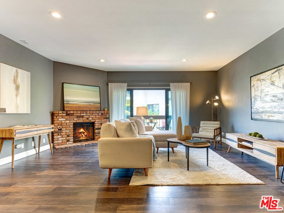 8180 Manitoba Street, Unit 237 Playa del Rey, CA 90293 - Photo 1 of 1