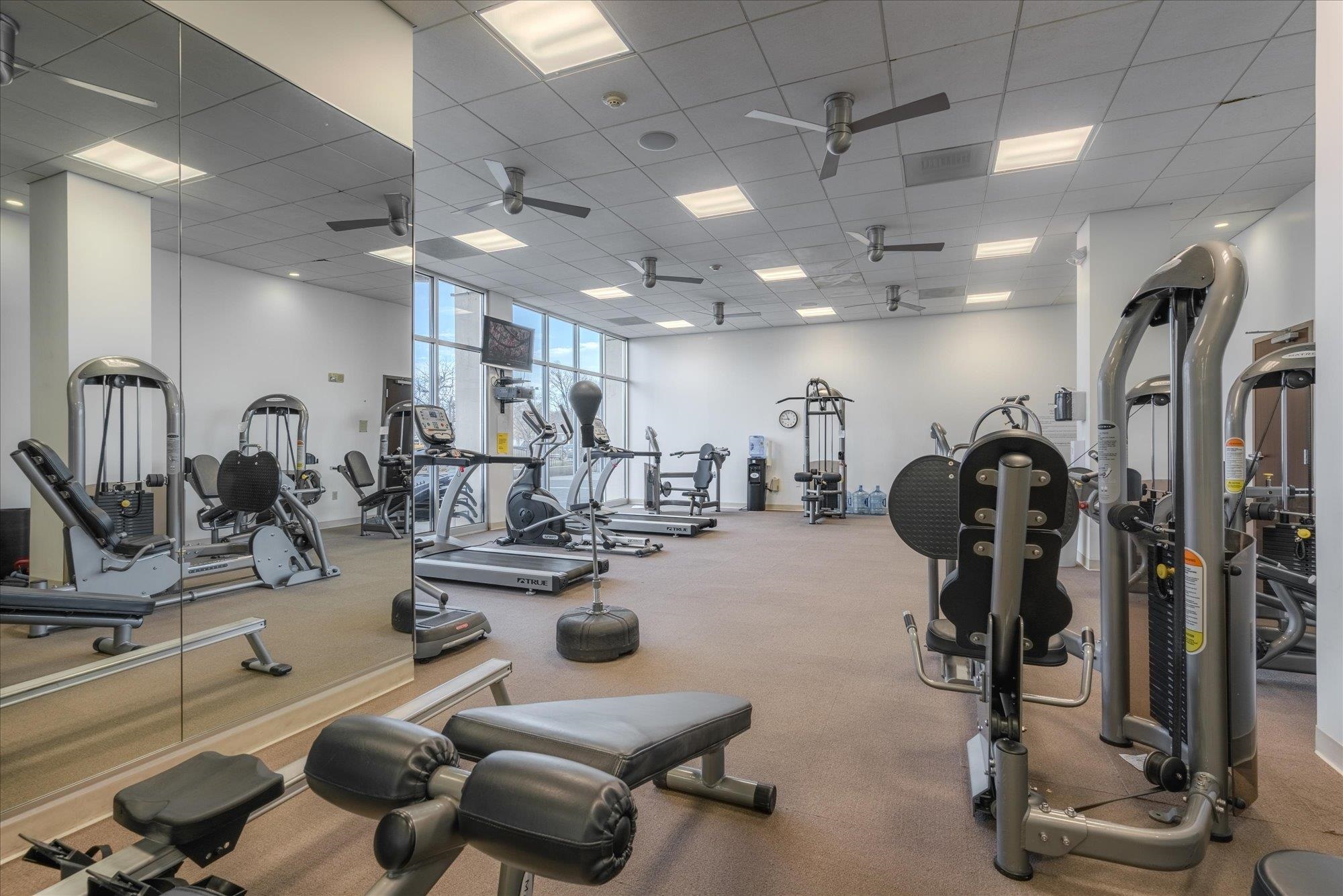 655 Riverside Drive, Unit 904B Memphis, TN 38103 - Photo 37 of 39