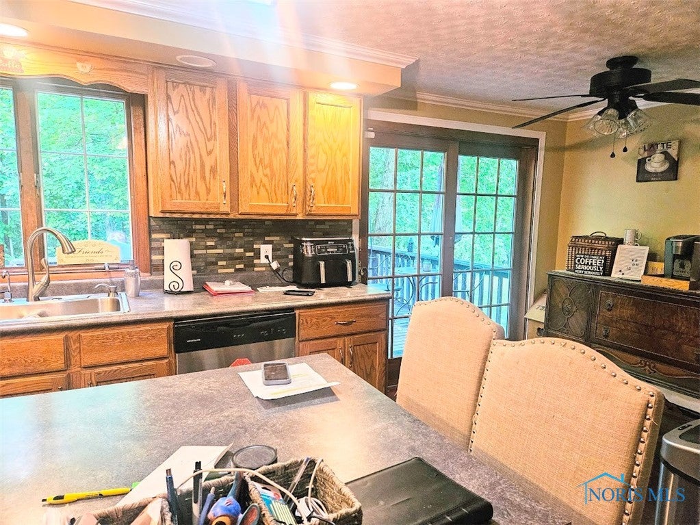10663 Rosebrook Road Defiance, OH 43512 - Photo 6 of 48 Gallery Image 6