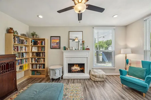 $1,900 | 7175 Fair Oaks Avenue, Unit 60, Dallas, TX 75231