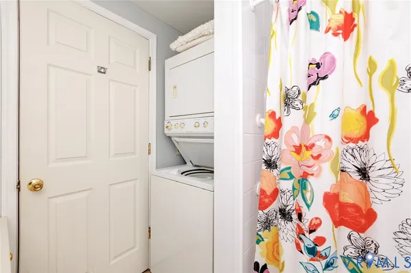 $219,900 | 301 Beacon Ridge Drive, Unit 304, Hopewell, VA 23860