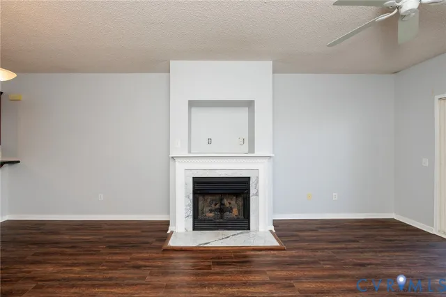 $229,900 | 301 Beacon Ridge Drive, Unit 304, Hopewell, VA 23860