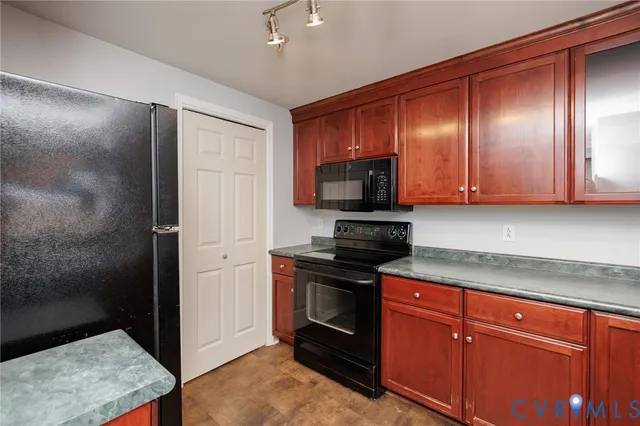 $229,900 | 301 Beacon Ridge Drive, Unit 304, Hopewell, VA 23860