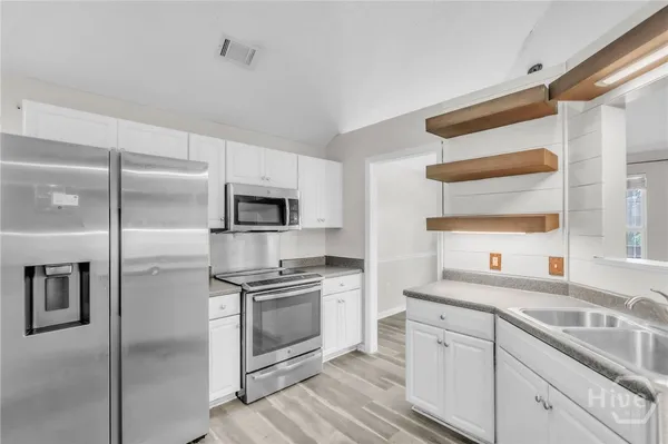 $2,300 | 175 Salt Landing Circle, Savannah, GA 31405