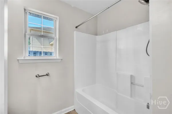 $2,300 | 175 Salt Landing Circle, Savannah, GA 31405
