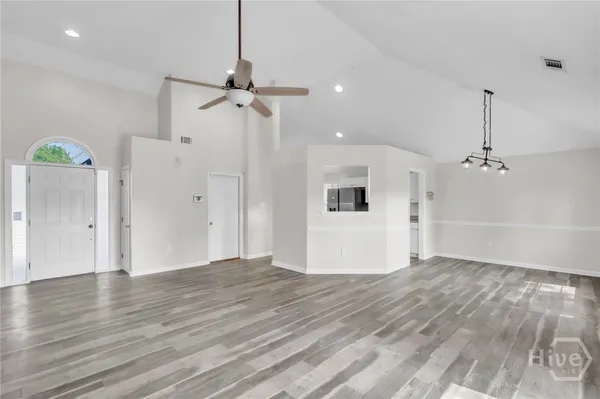 $2,300 | 175 Salt Landing Circle, Savannah, GA 31405