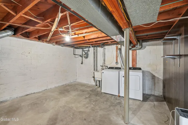 $259,999 | 133 Ramsey Place, Albany, NY 12209