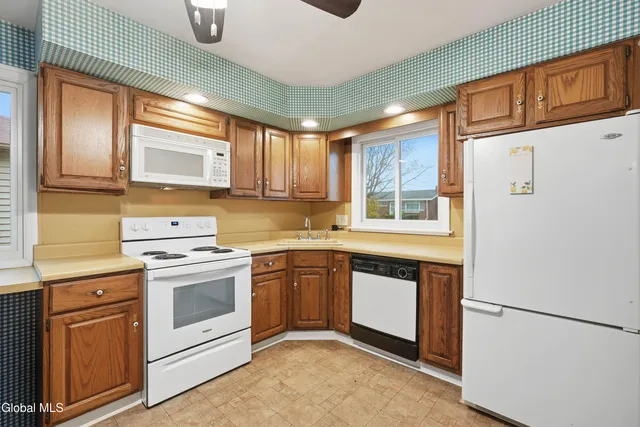 $259,999 | 133 Ramsey Place, Albany, NY 12209