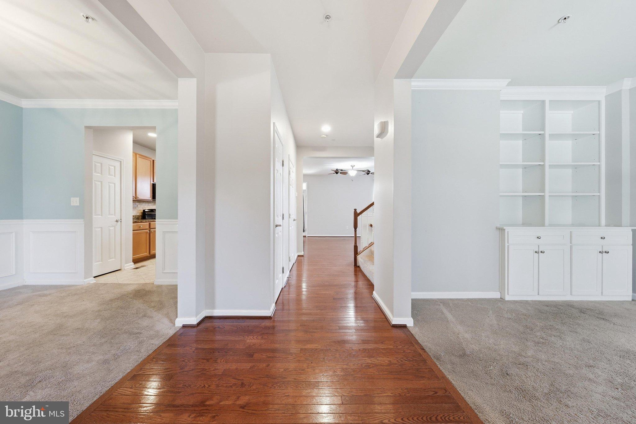 2115 Artillery Road Frederick, MD 21702 - Photo 4 of 59 Foyer