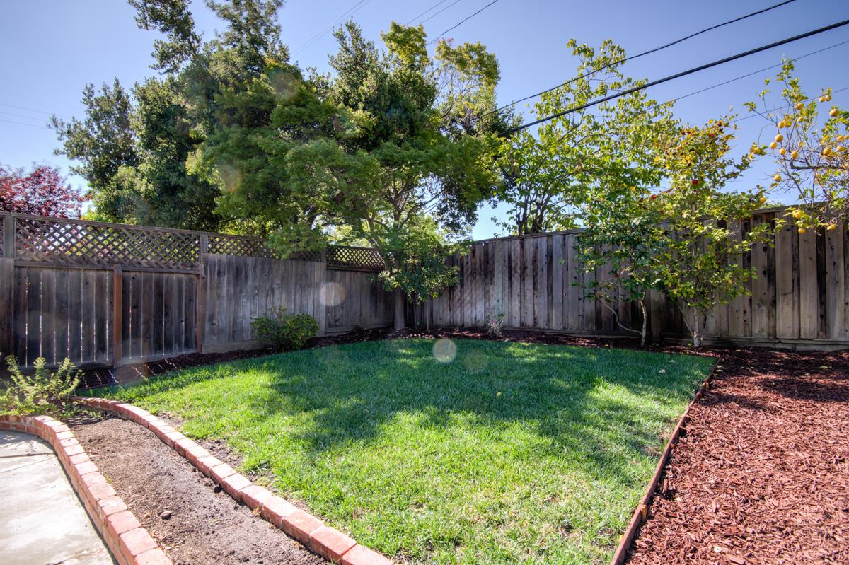 7556 Bollinger Road Cupertino, CA 95014 - Photo 18 of 19 Gallery Image 18