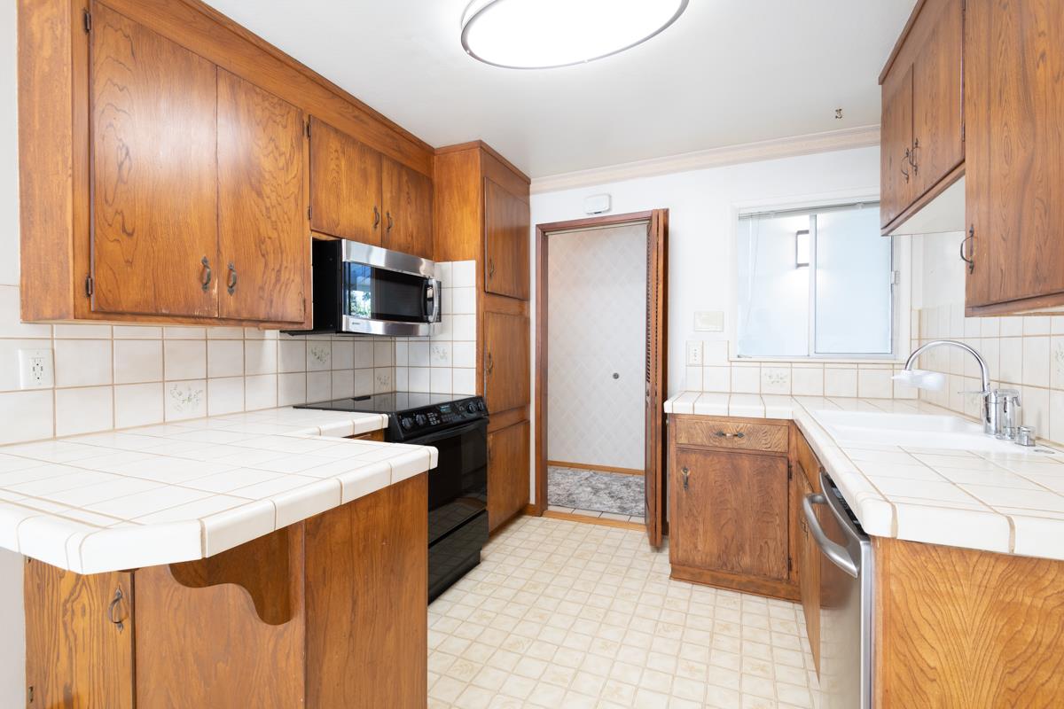 7556 Bollinger Road Cupertino, CA 95014 - Photo 7 of 19 Gallery Image 7