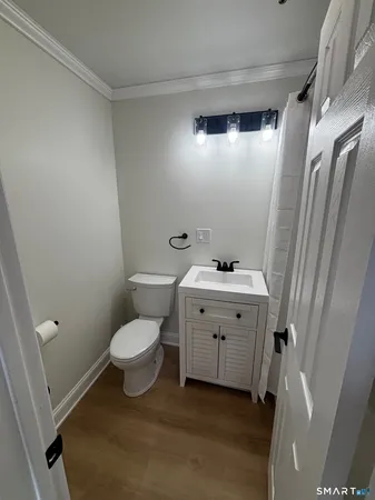 $1,700 | 222 Williams Street East, Unit 311, Glastonbury, CT 06033