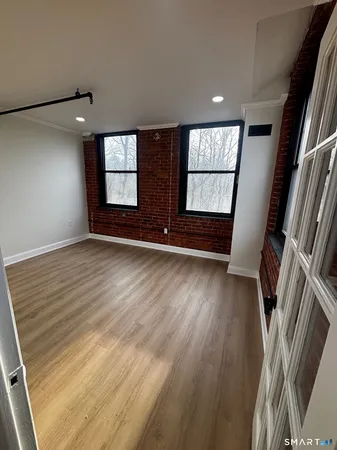 $1,700 | 222 Williams Street East, Unit 311, Glastonbury, CT 06033