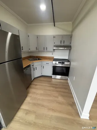 $1,750 | 222 Williams Street East, Unit 311, Glastonbury, CT 06033