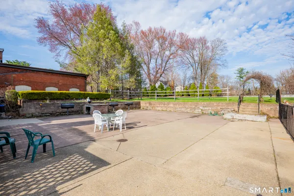 $1,700 | 222 Williams Street East, Unit 311, Glastonbury, CT 06033