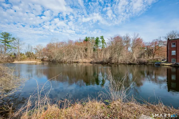 $1,700 | 222 Williams Street East, Unit 311, Glastonbury, CT 06033