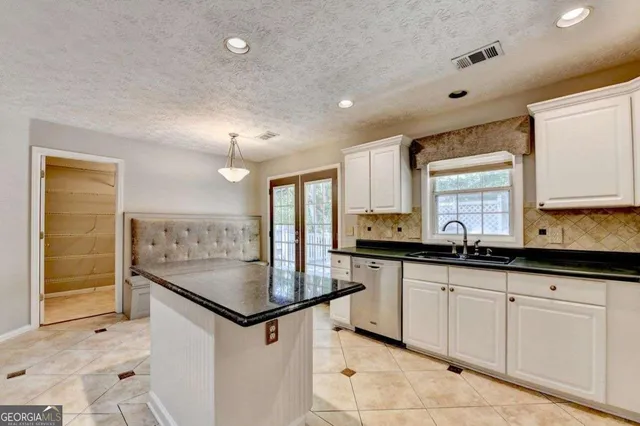$2,300 | 2915 White Blossom Lane, Suwanee, GA 30024