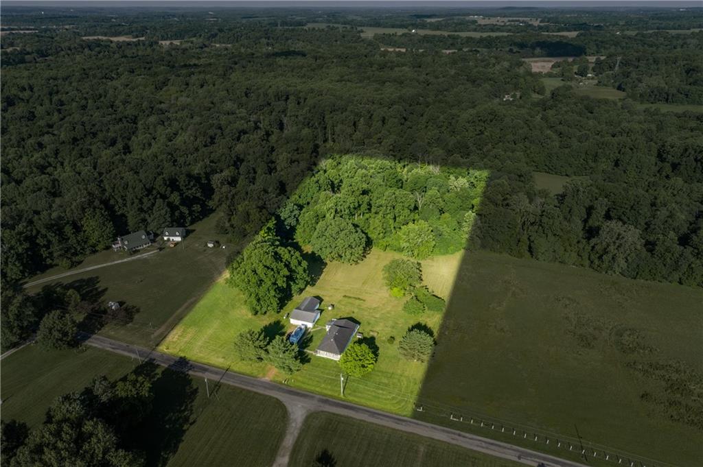 2734 South Vickrey Road Gosport, IN 47433 - Photo 3 of 43