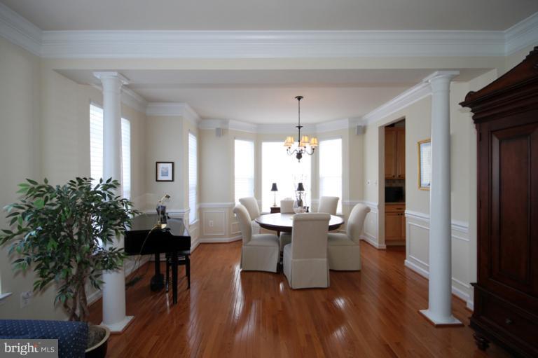 4513 Rhett Lane Fairfax, VA 22030 - Photo 1 of 30 Dining Room