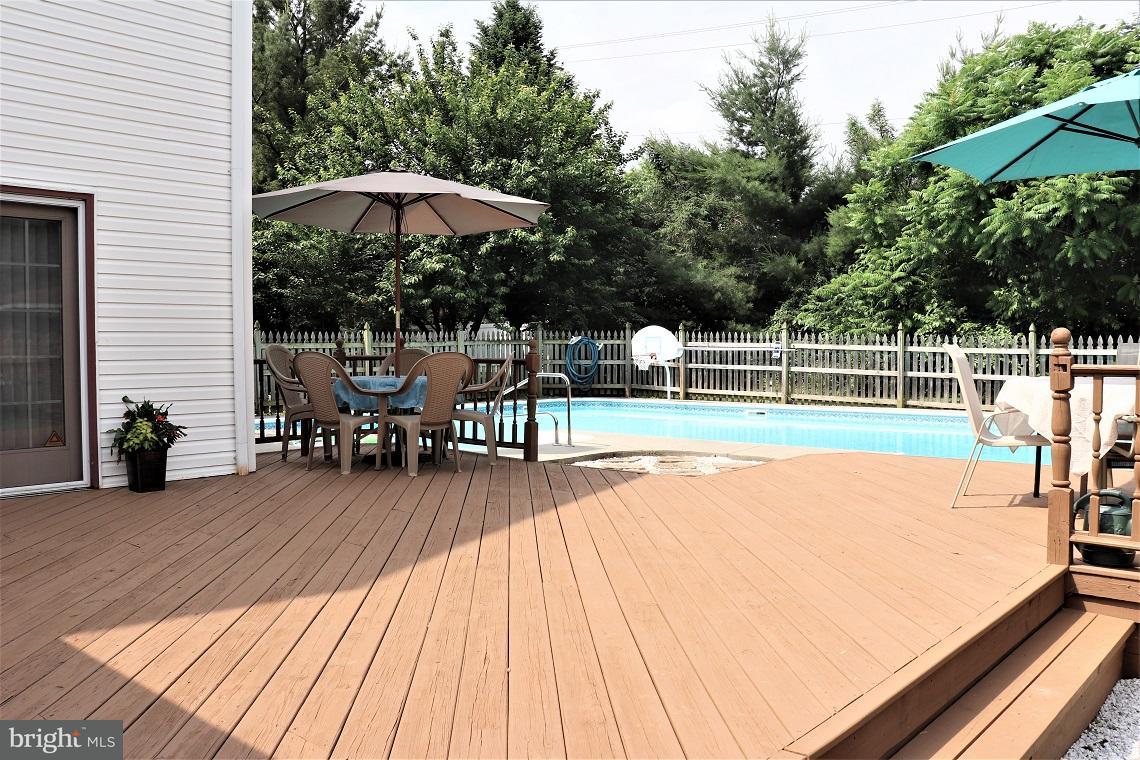 1117 Suffolk Drive Lititz, PA 17543 - Photo 42 of 47 Deck