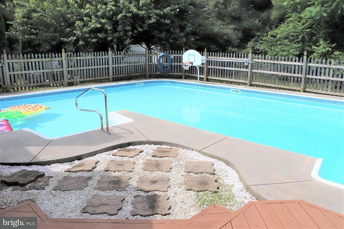 1117 Suffolk Drive Lititz, PA 17543 - Photo 44 of 47 In Ground Pool