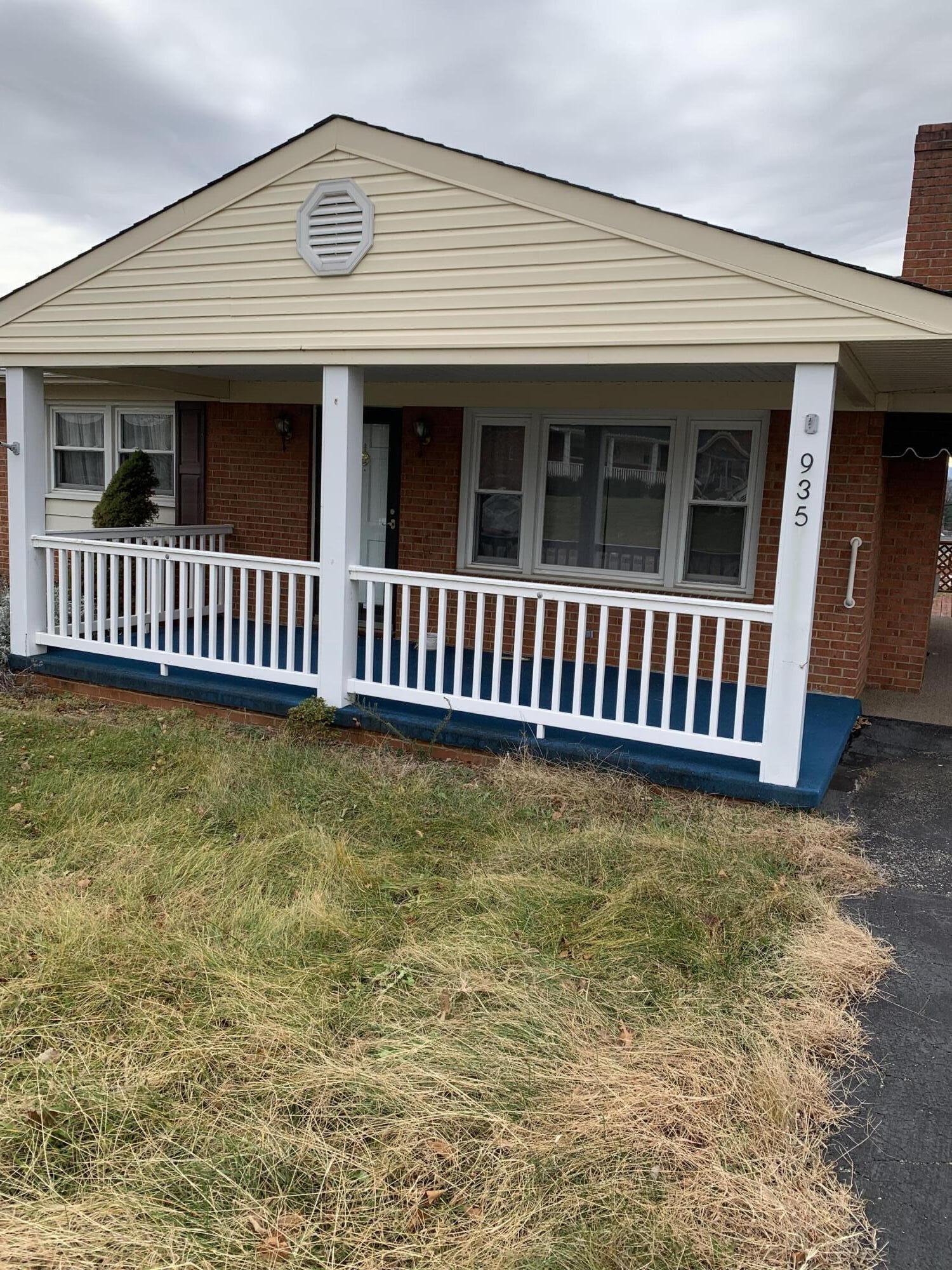 935 Olney Road Vinton, VA 24179 - Photo 1 of 2 a view of a house with balcony