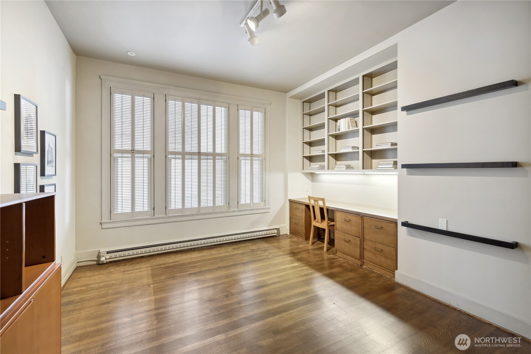 1519 3rd Avenue, Unit 801 Seattle, WA 98101 - Photo 12 of 24