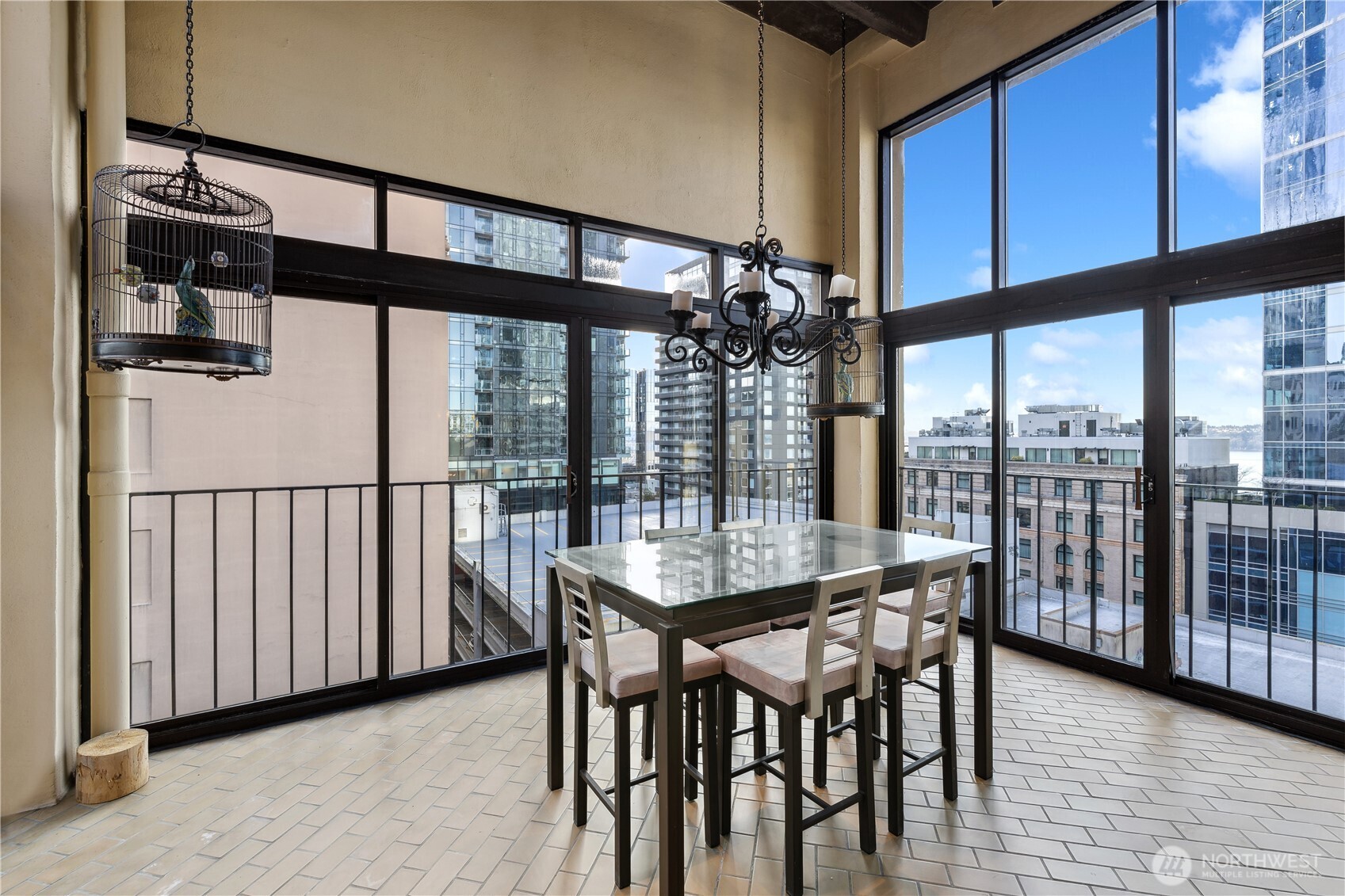 1519 3rd Avenue, Unit 801 Seattle, WA 98101 - Photo 10 of 24