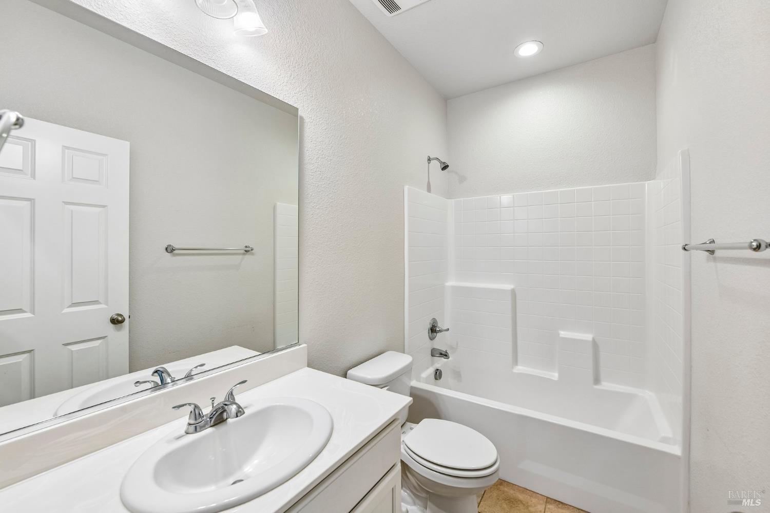 1680 Gold Street Dixon, CA 95620 - Photo 22 of 50