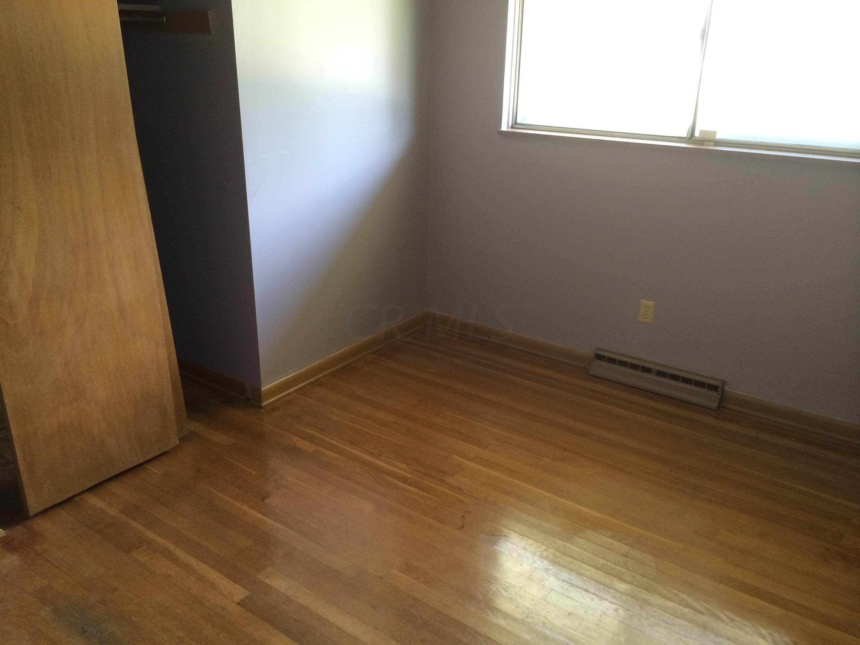 1527 Argus Road Columbus, OH 43227 - Photo 11 of 25 Gallery Image 11