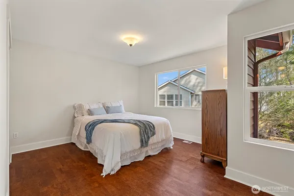 $1,240,000 | 7320 Silent Creek Avenue Southeast, Snoqualmie, WA 98065